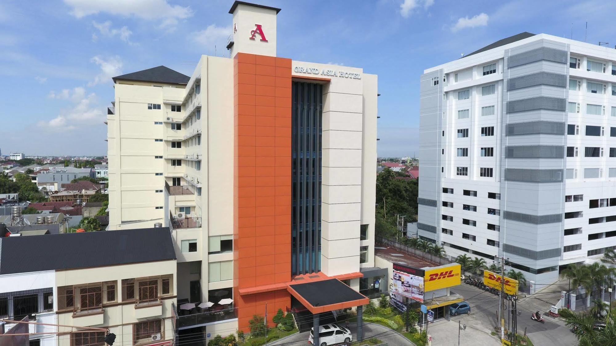 Grand Asia Hotel Makassar Exterior photo